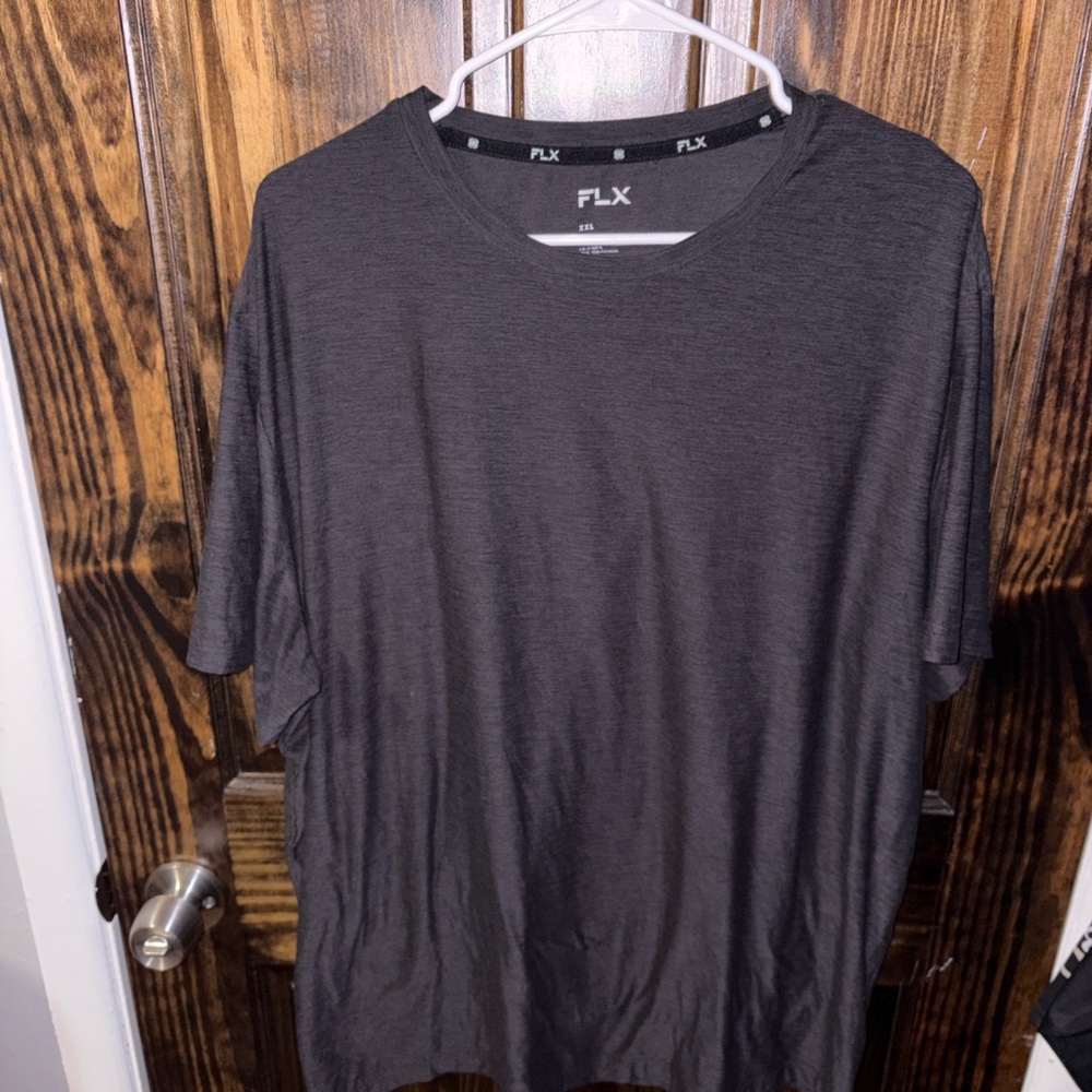 Black and Grey Men’s FLX T-shirt XXL